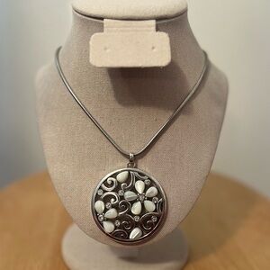 Brighton Jasmine MOP Mother of Pearl Pendant Necklace 16 - 18"